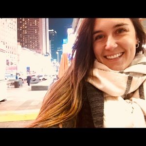 Meet your Posher, Valentina